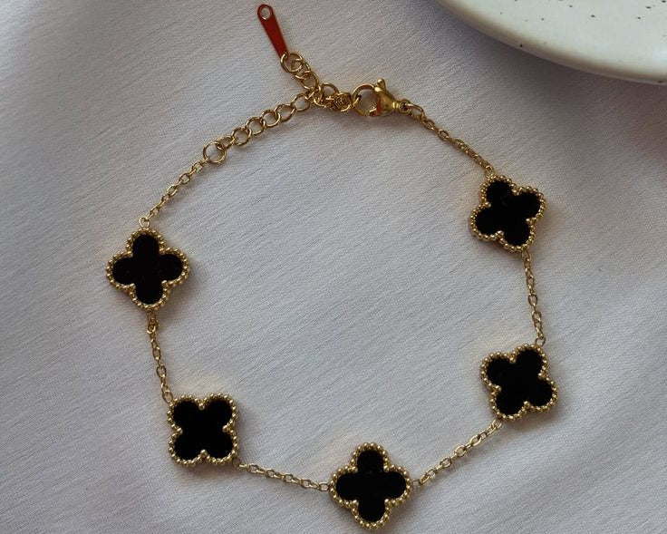 Five Clover Station Bracelet - Gold &amp; Black