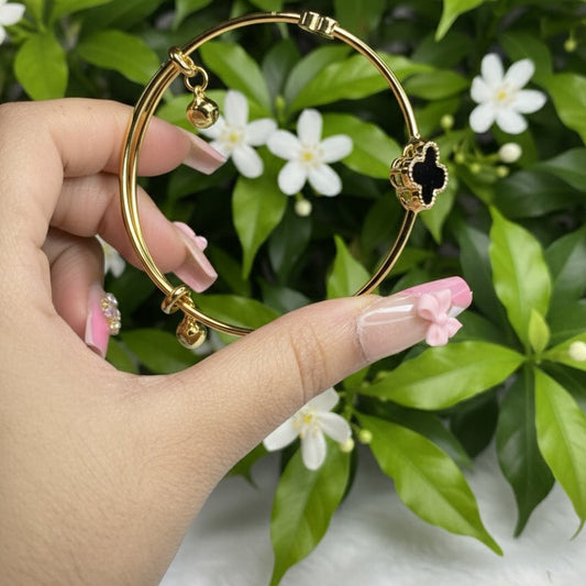 Lucky Clover Charm Handcuff - Gold &; Black