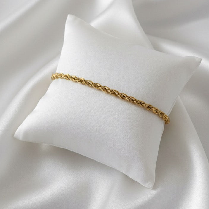 Elegant Twisted Rope Chain Bracelet
